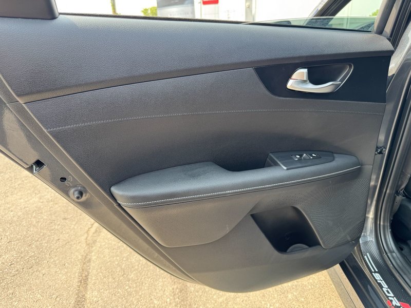 Kia Forte GT-Line 2024