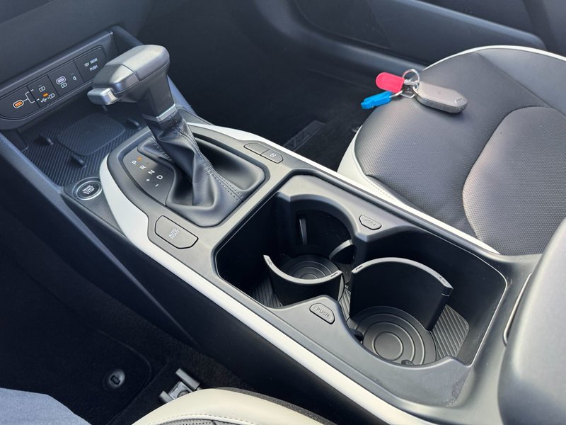 2025 Kia K4 GT-Line Turbo GT-Line Turbo / Heated Seats