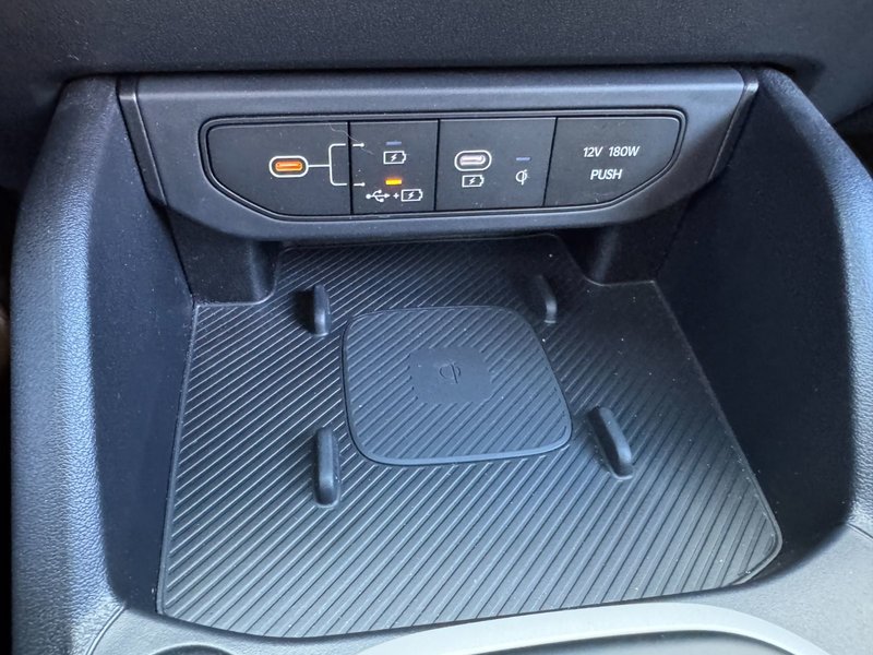 2025 Kia K4 GT-Line Turbo GT-Line Turbo / Heated Seats