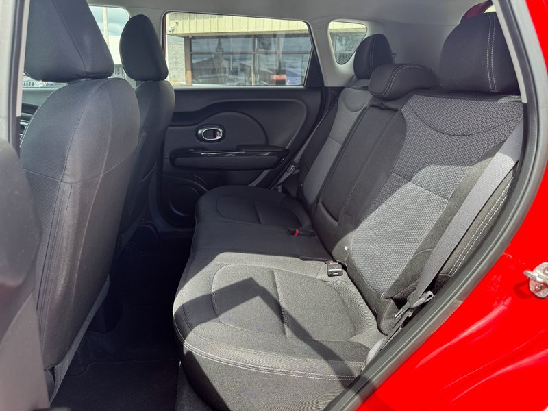 2019 Kia Soul EX EX / Heated Seats