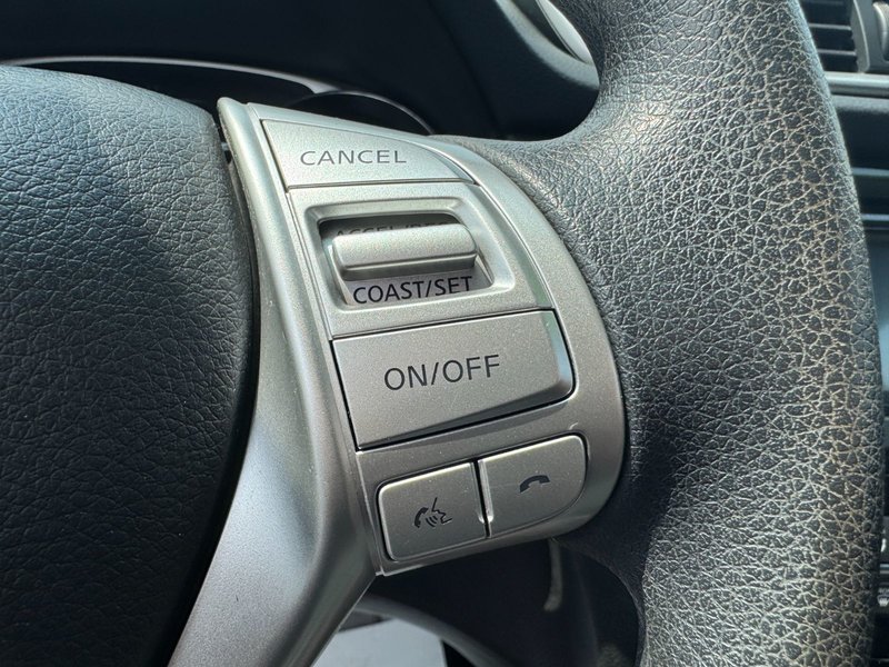 Nissan Rogue S 2014 S / Heated Mirrors / Block Heater