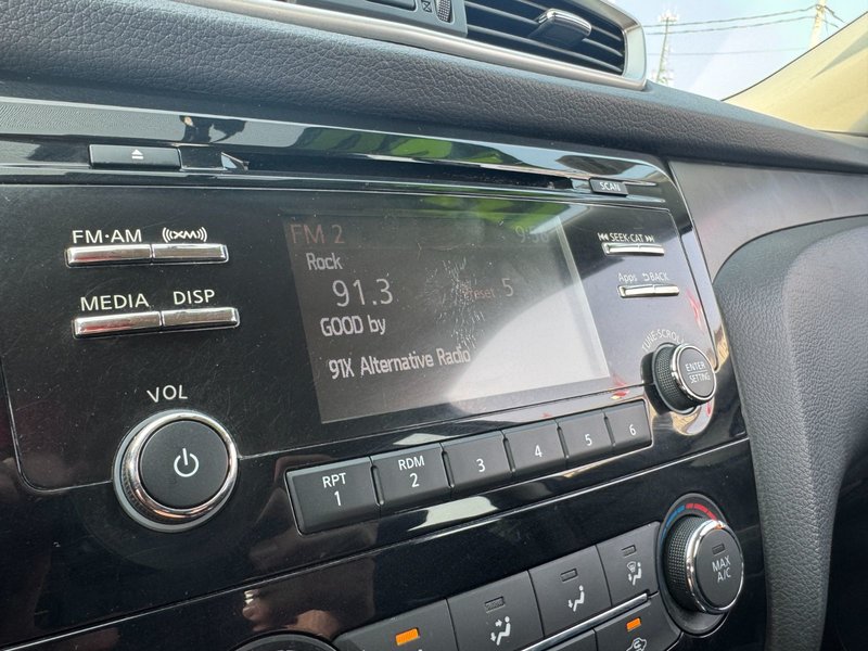 Nissan Rogue S 2014 S / Heated Mirrors / Block Heater