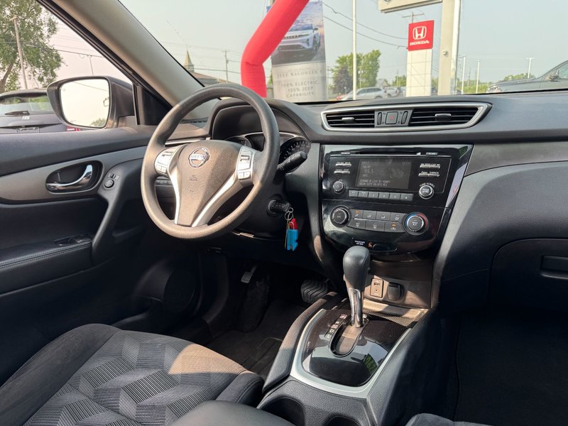 Nissan Rogue S 2014 S / Heated Mirrors / Block Heater
