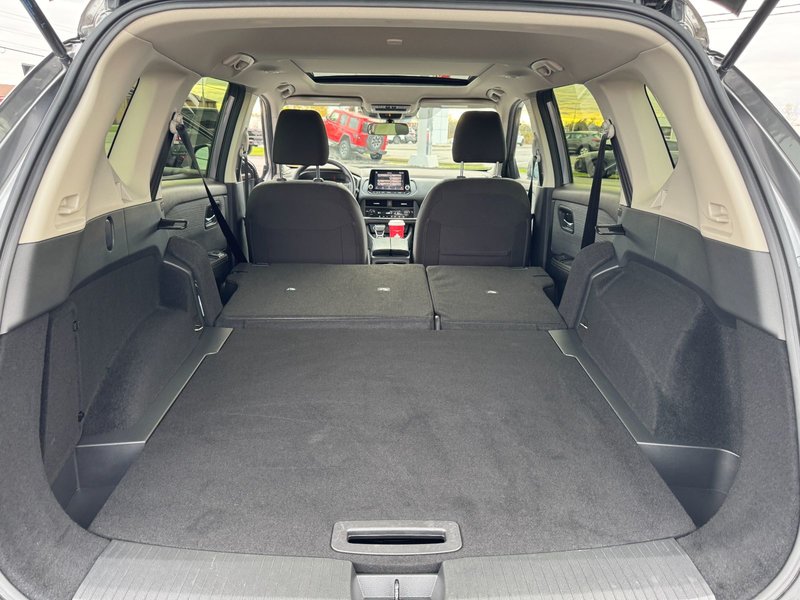 2023 Nissan Rogue SV SV / AWD / Moonroof