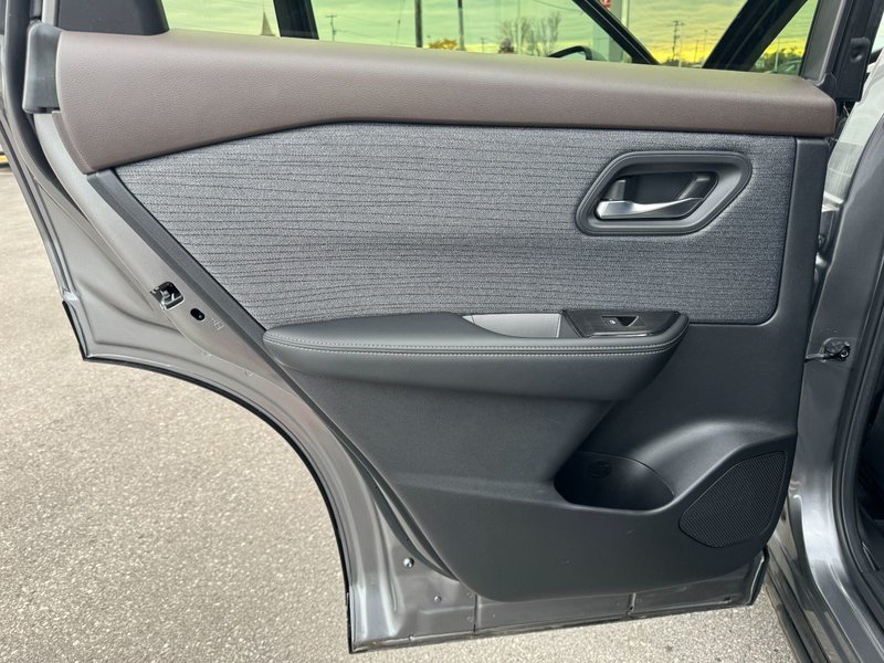 2023 Nissan Rogue SV SV / AWD / Moonroof