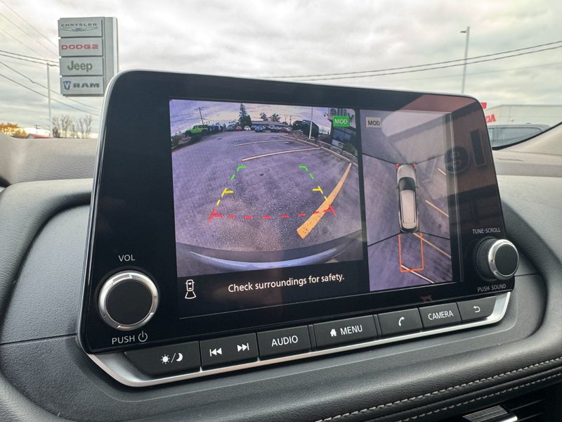 2023 Nissan Rogue SV SV / AWD / Moonroof