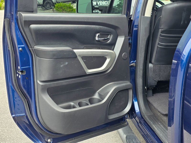 Nissan Titan  2018