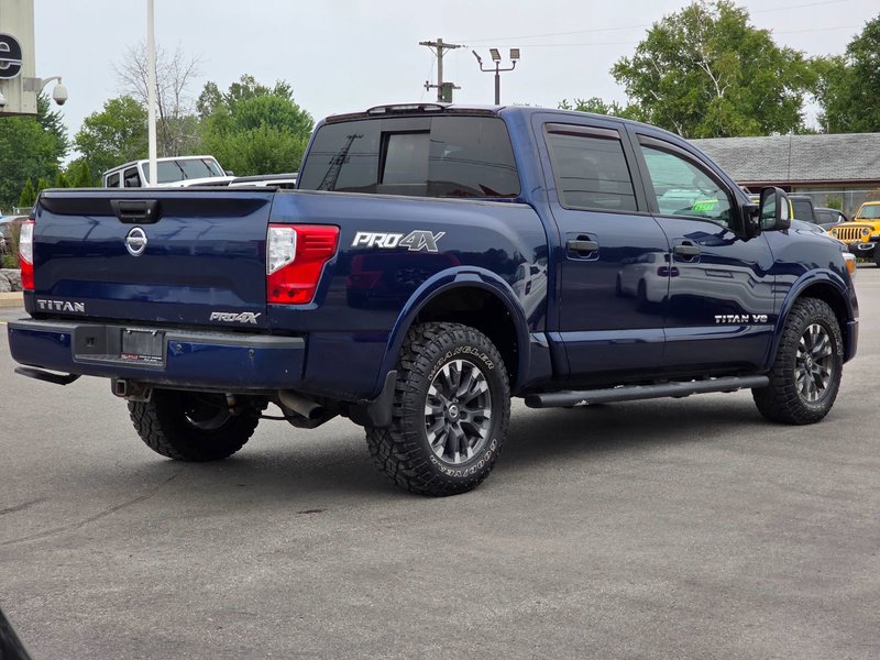 Nissan Titan  2018
