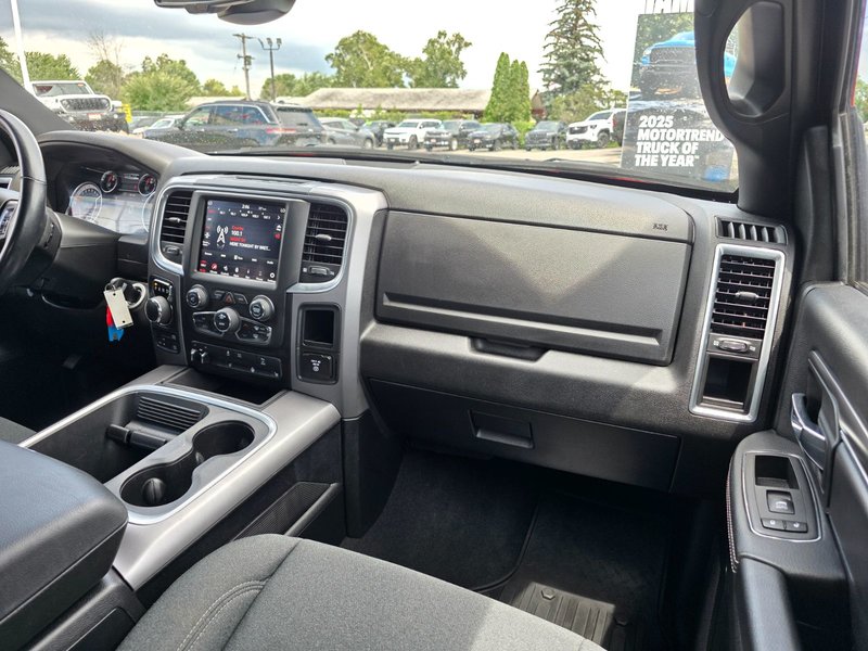2021 Ram 1500 Classic Warlock Warlock / Navigation / Heated Seats