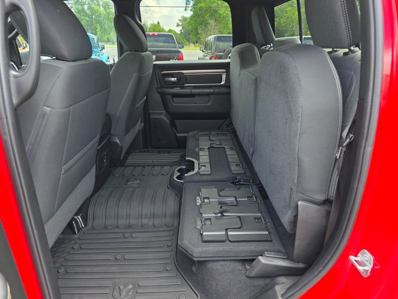 2021 Ram 1500 Classic Warlock Warlock / Navigation / Heated Seats