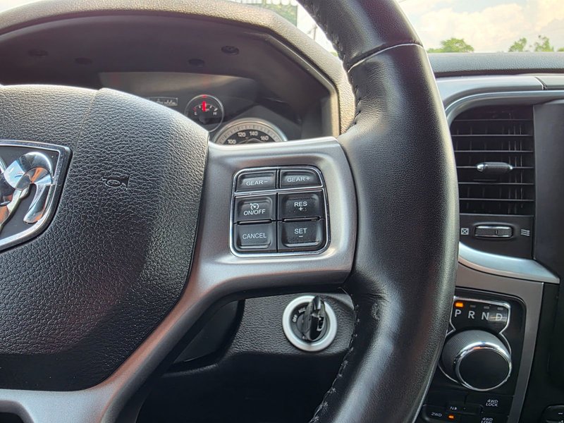 2021 Ram 1500 Classic Warlock Warlock / Heated Seats / Remote Start / Alpine Sou