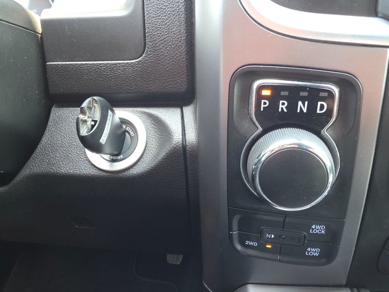 2021 Ram 1500 Classic Warlock Warlock / Heated Seats / Remote Start / Alpine Sou