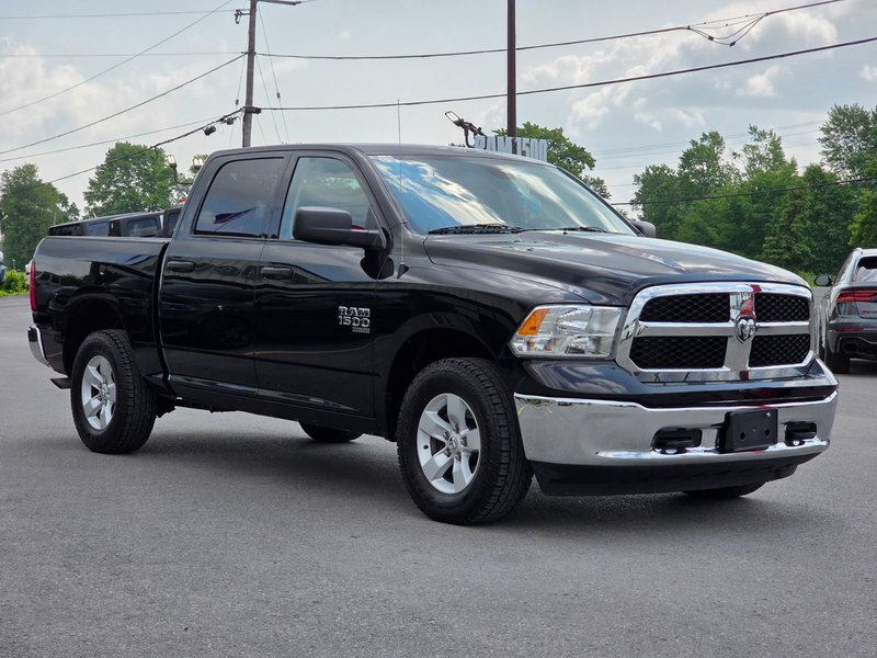 2022 Ram 1500 Classic SLT SLT / Hitch / Brake Controller