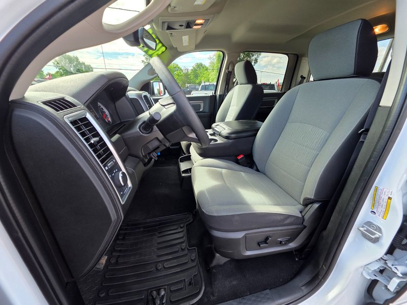 2022 Ram 1500 Classic SLT SLT / Power Driver Seat