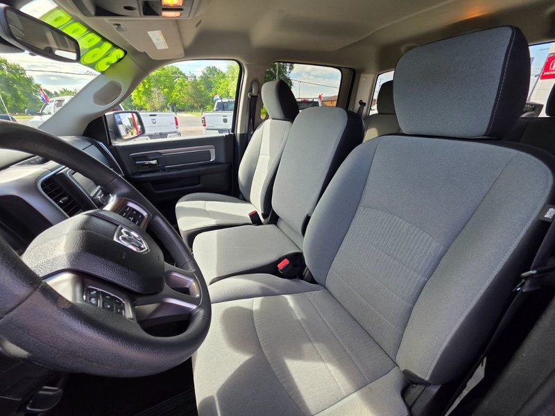 2022 Ram 1500 Classic SLT SLT / Power Driver Seat