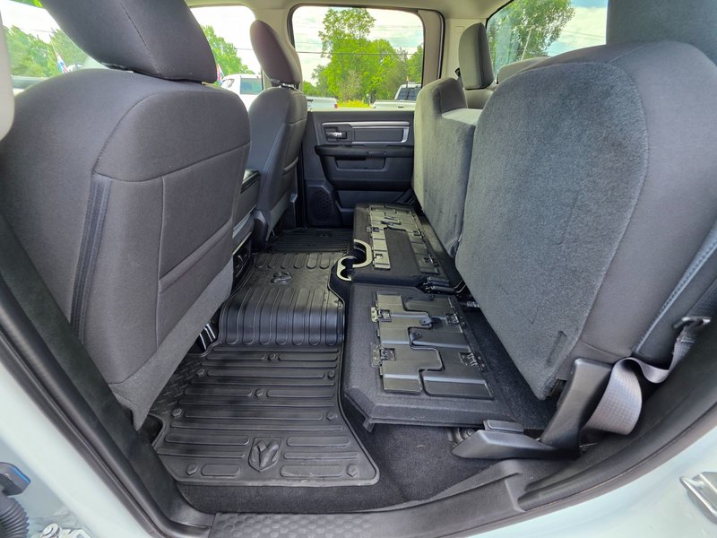 2022 Ram 1500 Classic SLT SLT / Power Driver Seat