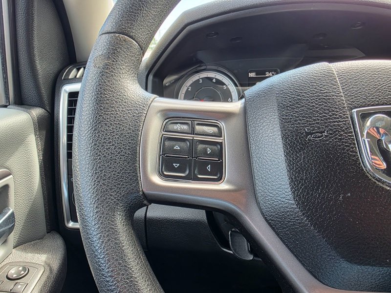 2022 Ram 1500 Classic SLT SLT / Power Driver Seat