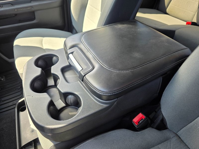 2022 Ram 1500 Classic SLT SLT / Power Driver Seat