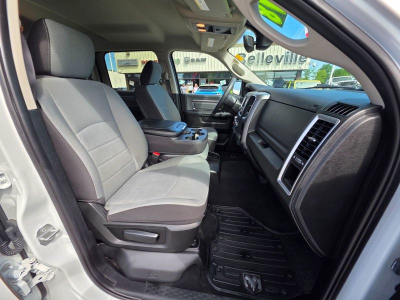 2022 Ram 1500 Classic SLT SLT / Power Driver Seat