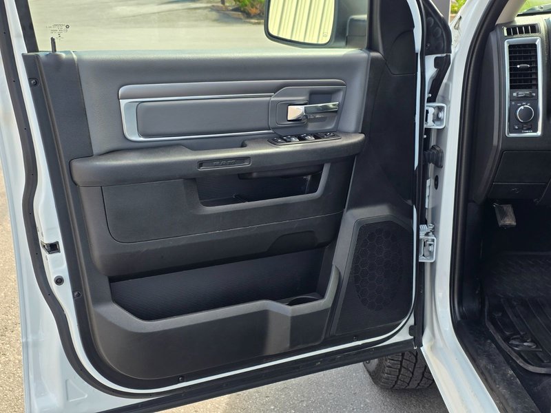2022 Ram 1500 Classic SLT SLT / Power Driver Seat