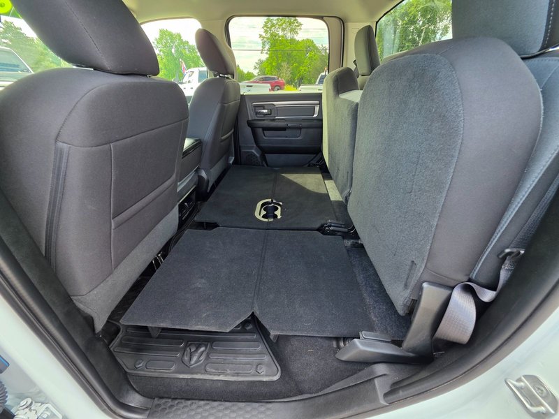 2022 Ram 1500 Classic SLT SLT / Power Driver Seat