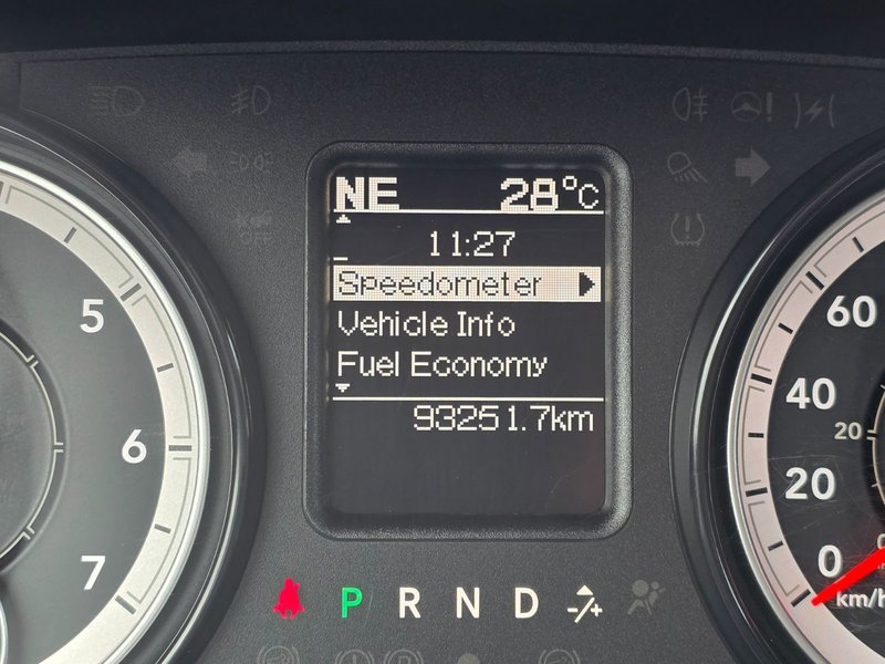 2023 Ram 1500 Classic SLT SLT / Hemi / Hitch / Brake Controller