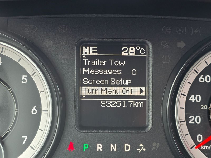 2023 Ram 1500 Classic SLT SLT / Hemi / Hitch / Brake Controller