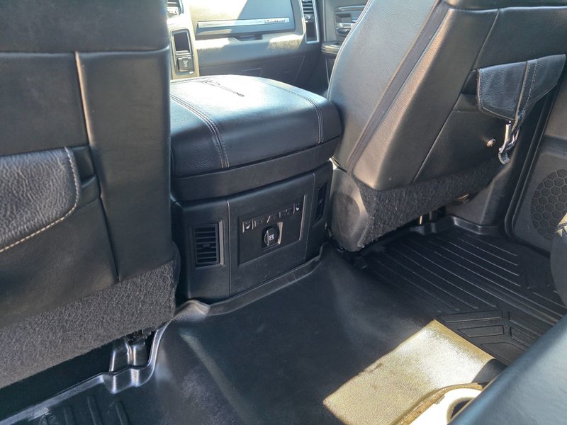 2017 Ram 1500 Limited Limited / Sunroof / Vented Front Seats