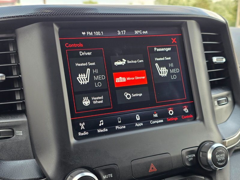 Ram 1500 Sport 2019 Sport / Hitch / Brake Control / Spray in Liner