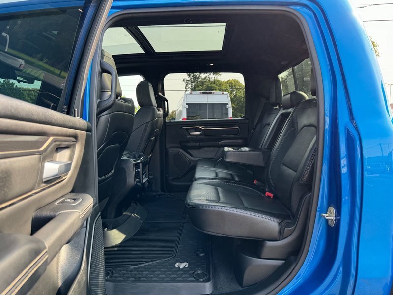 2021 Ram 1500 Sport/Rebel HYDRO BLUE / LEATHER / HEMI