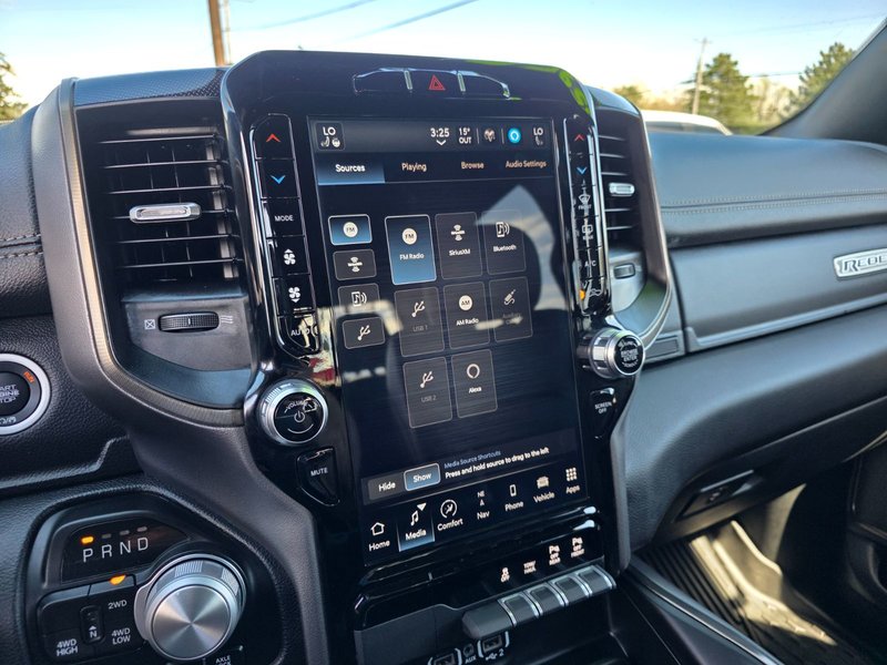 2022 Ram 1500 Sport/Rebel Rebel / Luxury Leather Seats