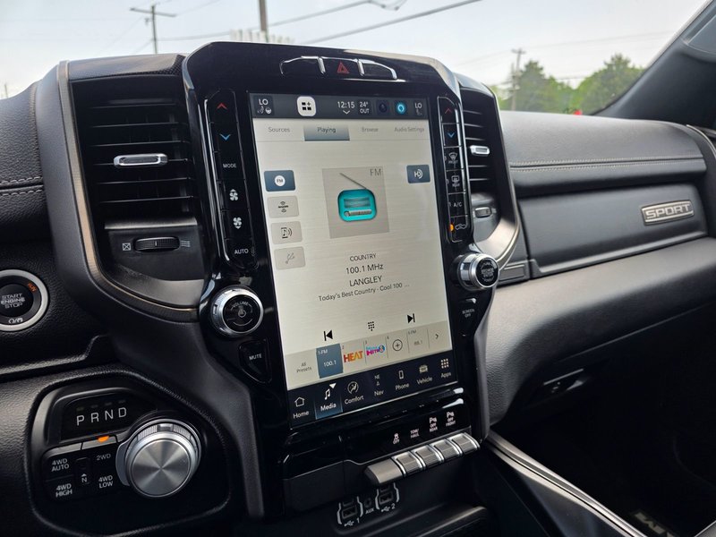 2022 Ram 1500 Sport Sport / Hemi / Remote Start