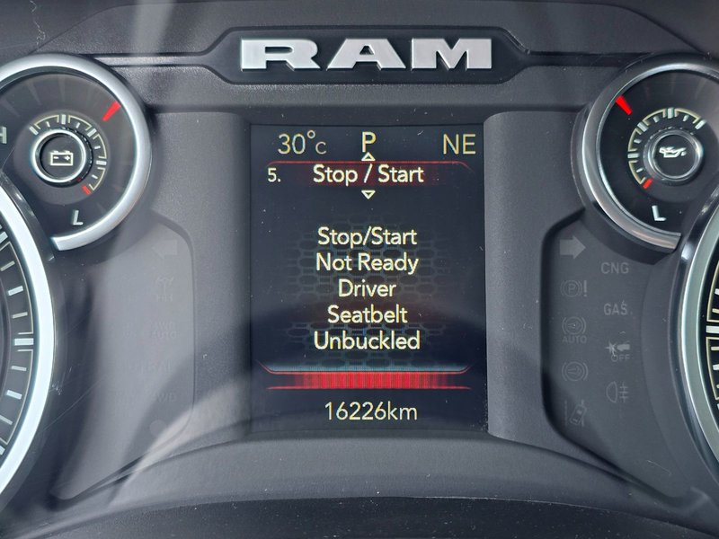 Ram 1500 Big Horn/Lone Star 2023 Big Horn / Hemi / Trailer Brake Controller