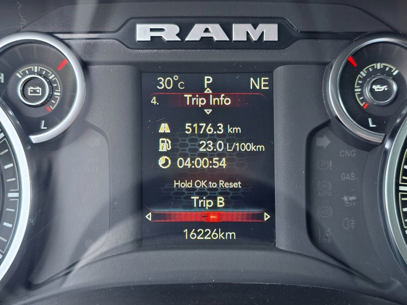 Ram 1500 Big Horn/Lone Star 2023 Big Horn / Hemi / Trailer Brake Controller