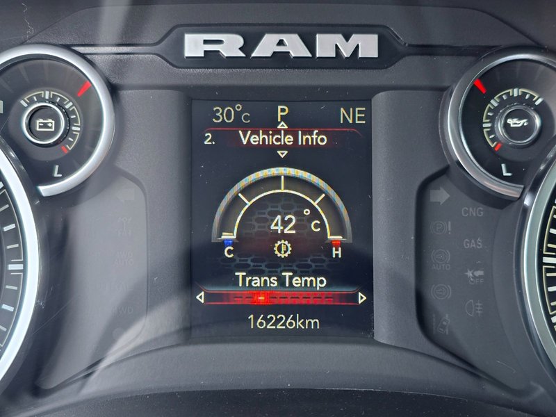 Ram 1500 Big Horn/Lone Star 2023 Big Horn / Hemi / Trailer Brake Controller