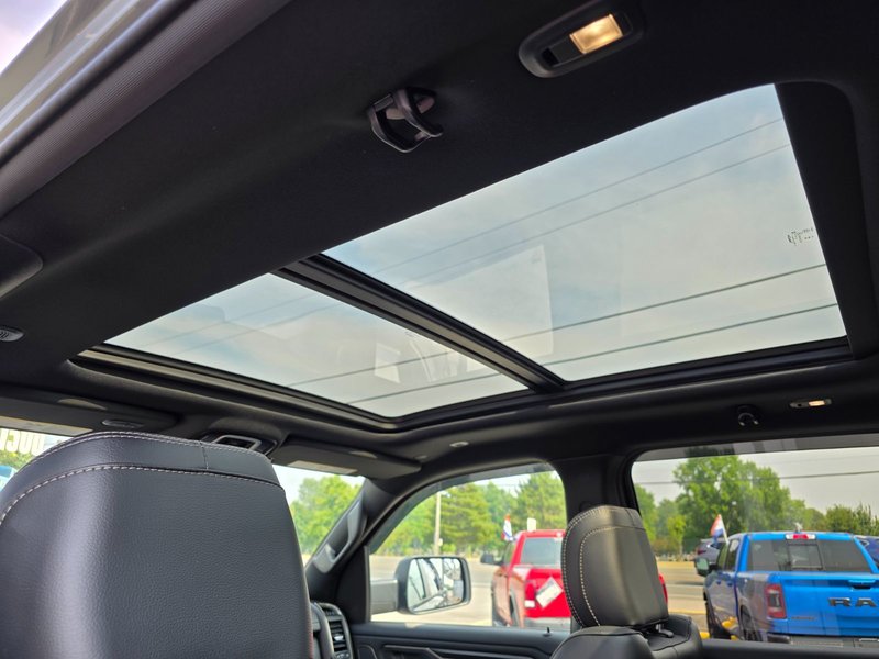 2023 Ram 1500 Sport/Rebel Rebel / HEMI / Leather / Sunroof