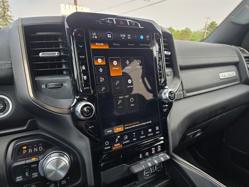 2023 Ram 1500 Sport/Rebel Rebel / HEMI / Leather / Sunroof