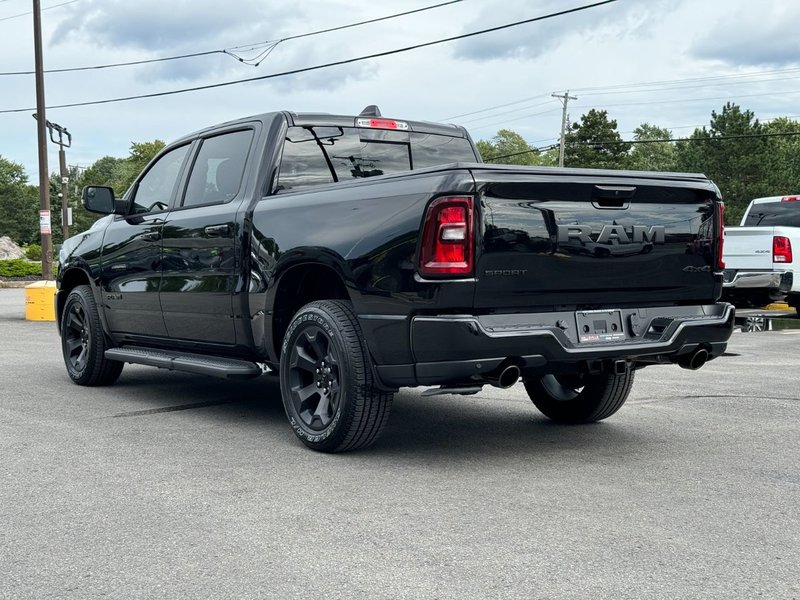 2025 Ram 1500 SPORT