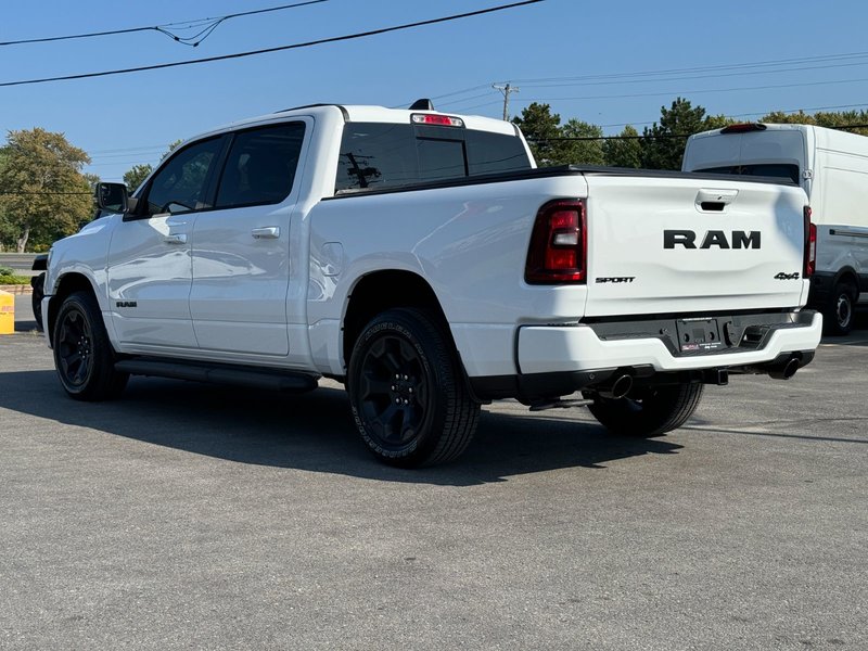 2025 Ram 1500 SPORT