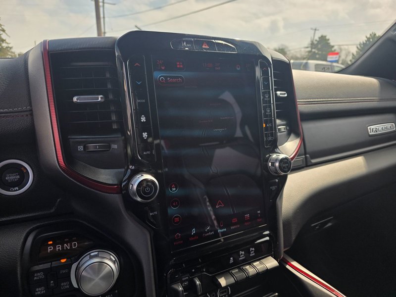 Ram 1500 Sport/Rebel 2025 Rebel / Trailer Brake Controller