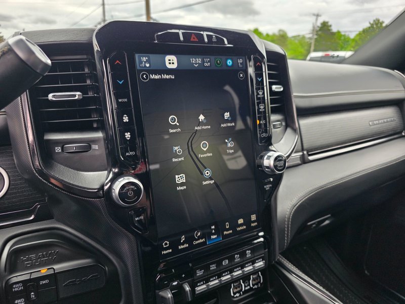 2022 Ram 2500 Limited Limited / Cummins Diesel / Vented Seats