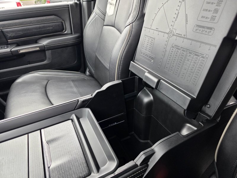 2022 Ram 2500 Limited Limited / Cummins Diesel / Vented Seats