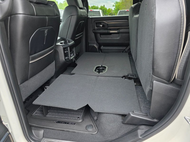 2022 Ram 2500 Limited Limited / Cummins Diesel / Vented Seats