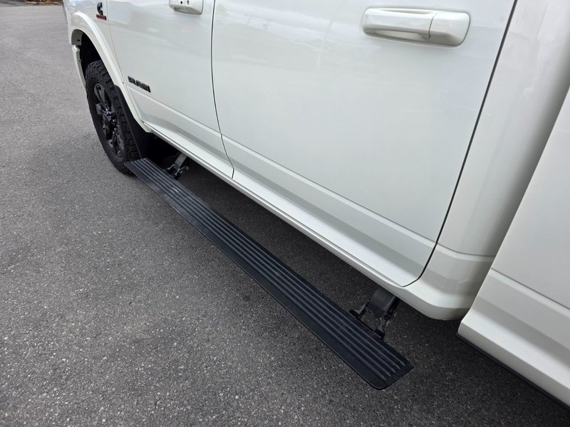2022 Ram 2500 Limited Limited / Cummins Diesel / Vented Seats