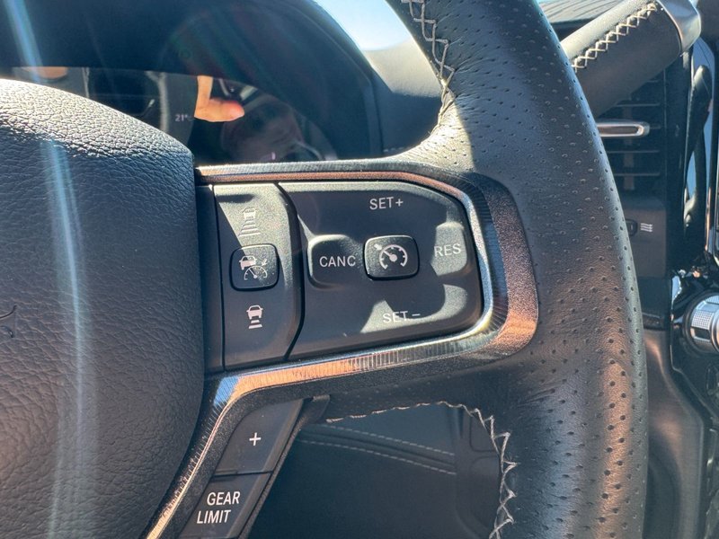 2024 Ram 2500 Rebel Rebel / Sunroof / Tow group / 5th wheel prep