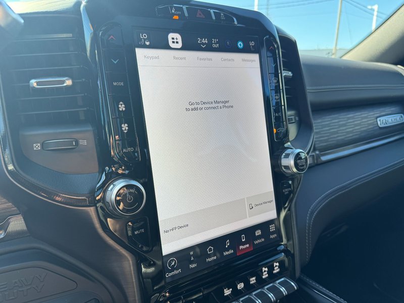 2024 Ram 2500 Rebel Rebel / Sunroof / Tow group / 5th wheel prep