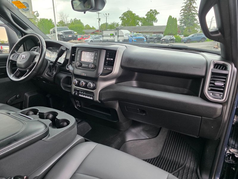 Ram 3500 Tradesman 2023 Tradesman / Diesel / 4x4 / Work Truck