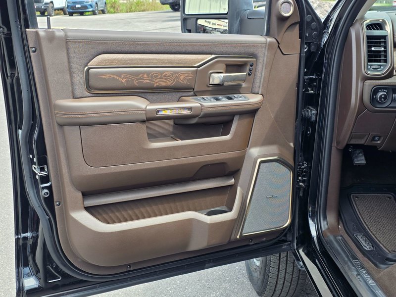 2025 Ram 3500 LIMITED LONGHORN