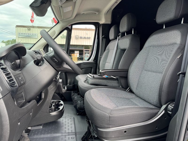 2025 Ram PROMASTER CARGO VAN 1500 TRADESMAN W/ PASS SEAT