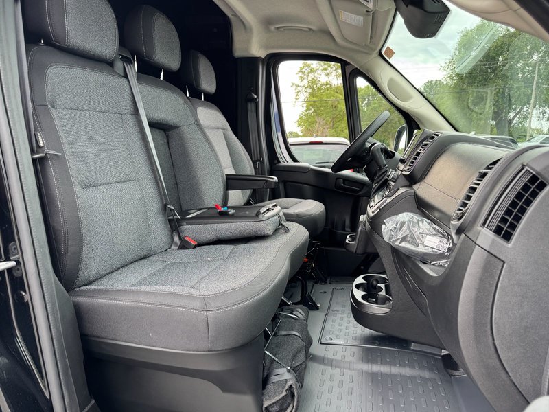 2025 Ram PROMASTER CARGO VAN 1500 TRADESMAN W/ PASS SEAT
